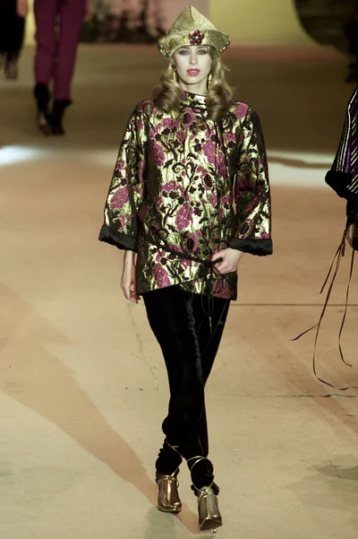 Look 90